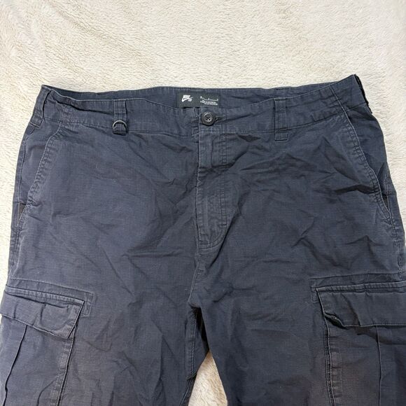 Nike SB Pants Mens 36x31 Black Cargo Ripstop Straight Loose Skateoboard Utility - Picture 3 of 13